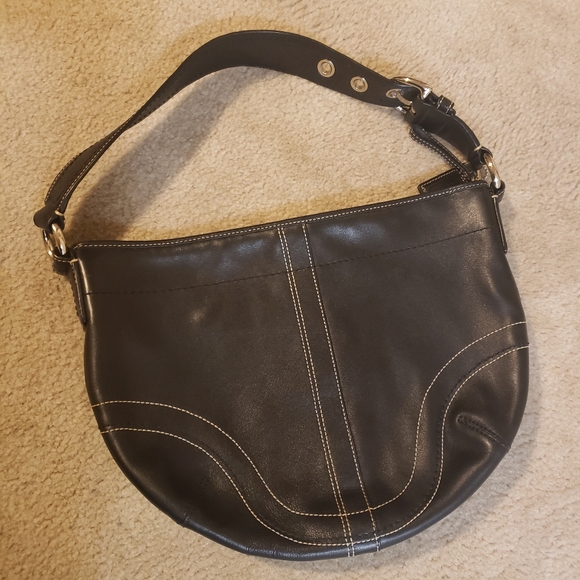 Coach small black leather shoulder bag - Picture 2 of 2